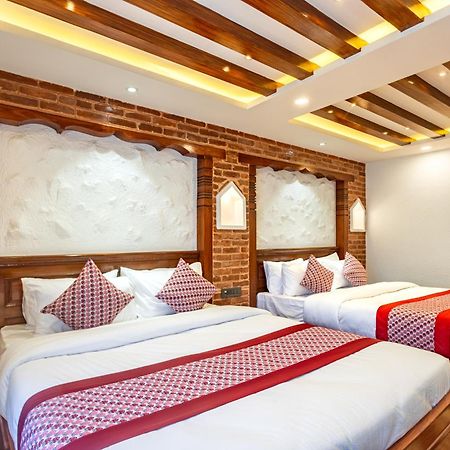 Hotel Amarawati Kathmandu Bagian luar foto