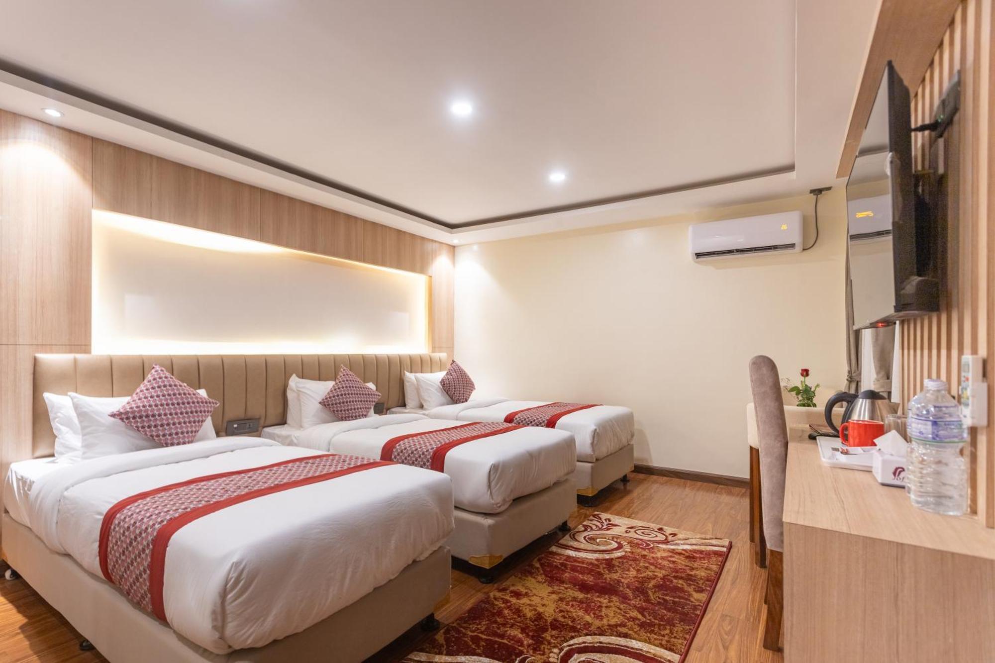 Hotel Amarawati Kathmandu Bagian luar foto
