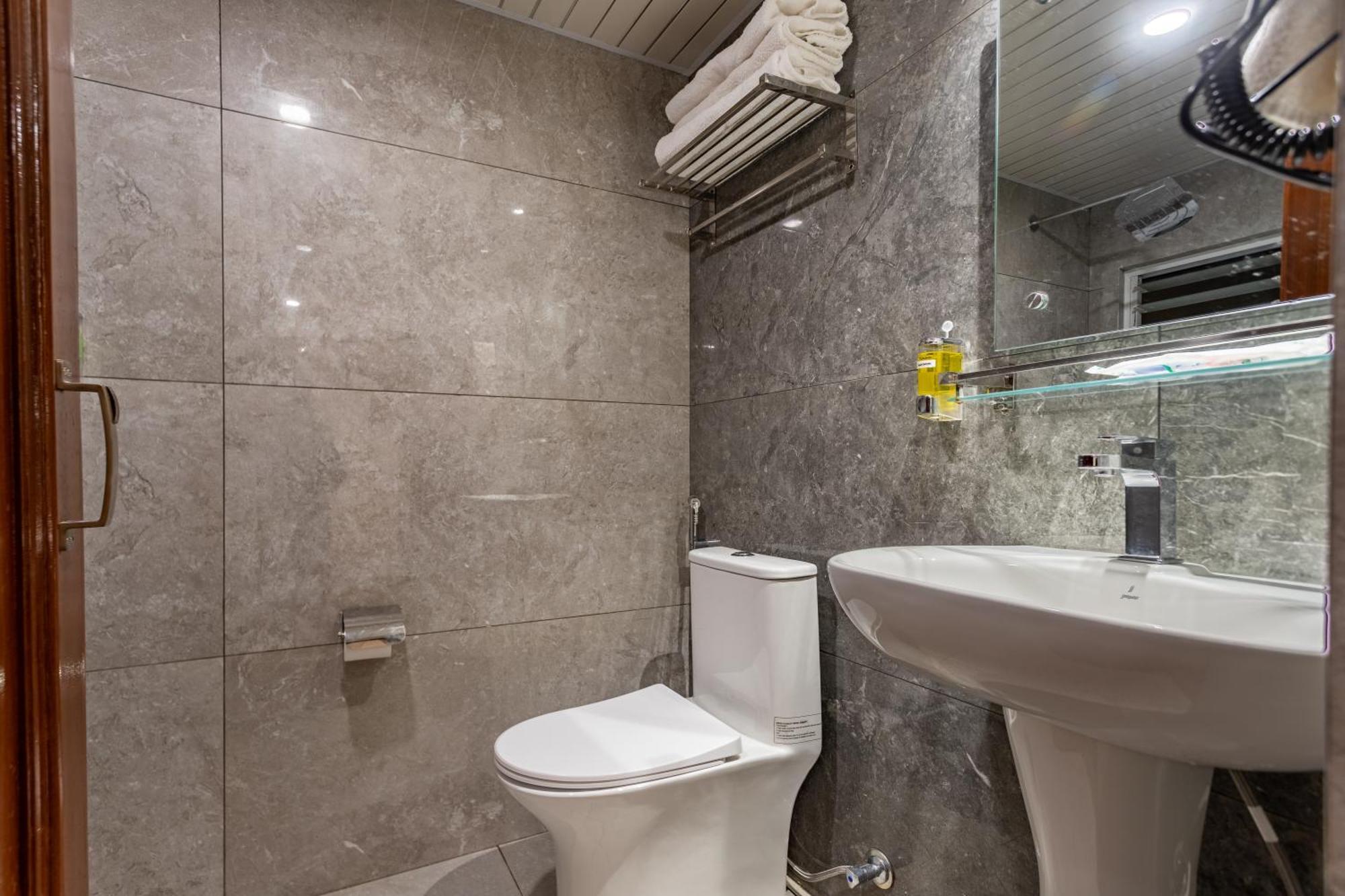 Hotel Amarawati Kathmandu Bagian luar foto